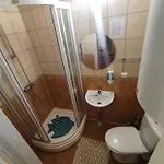 Veagles Hotel *